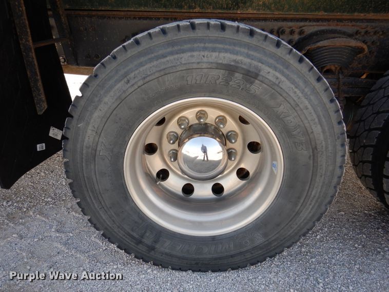 image for item JK9544 2001 Sterling LT9500 dump truck