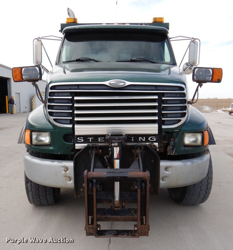 image for item JK9545 2001 Sterling LT9500  dump truck