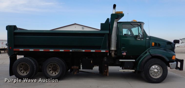 image for item JK9545 2001 Sterling LT9500  dump truck