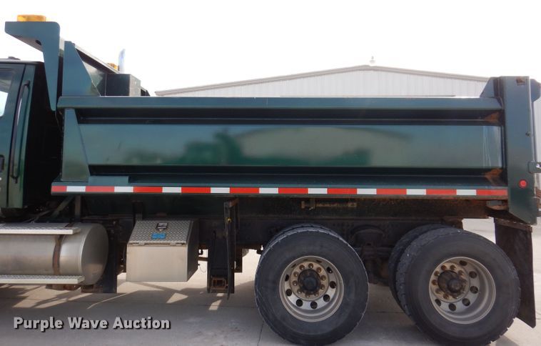 image for item JK9545 2001 Sterling LT9500  dump truck