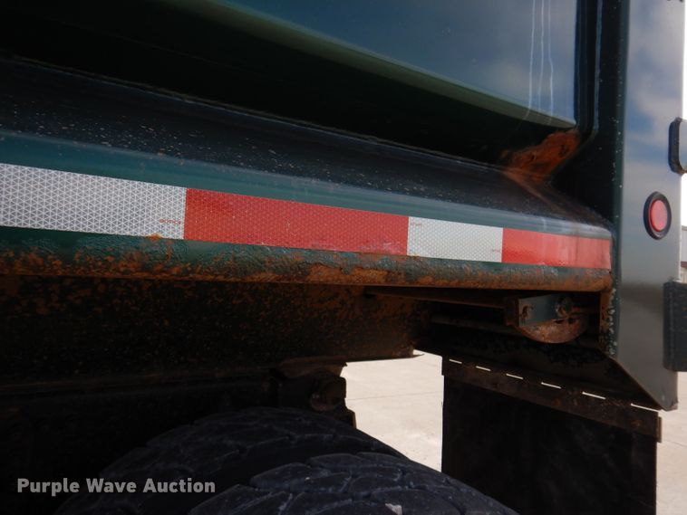 image for item JK9545 2001 Sterling LT9500  dump truck