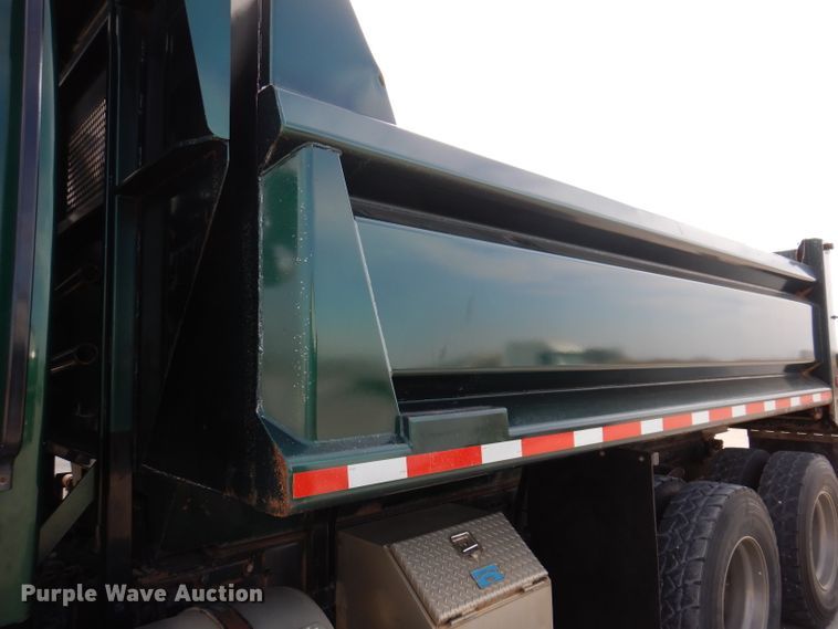 image for item JK9545 2001 Sterling LT9500  dump truck