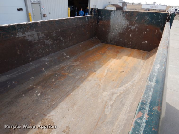 image for item JK9545 2001 Sterling LT9500  dump truck