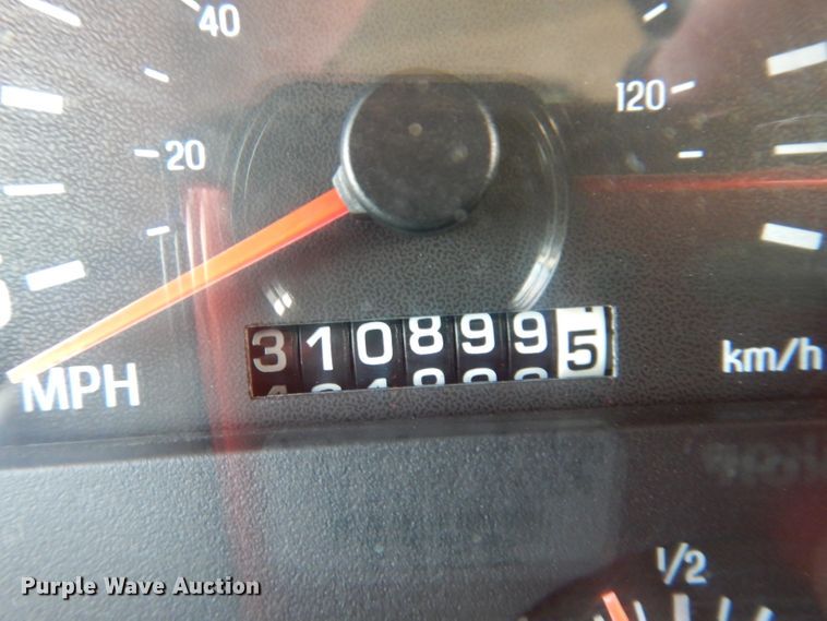 image for item JK9545 2001 Sterling LT9500  dump truck