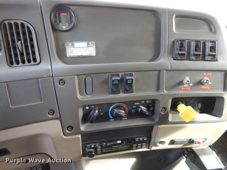 image for item JK9545 2001 Sterling LT9500  dump truck