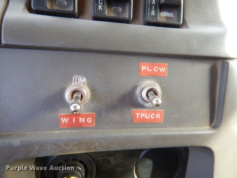 image for item JK9545 2001 Sterling LT9500  dump truck