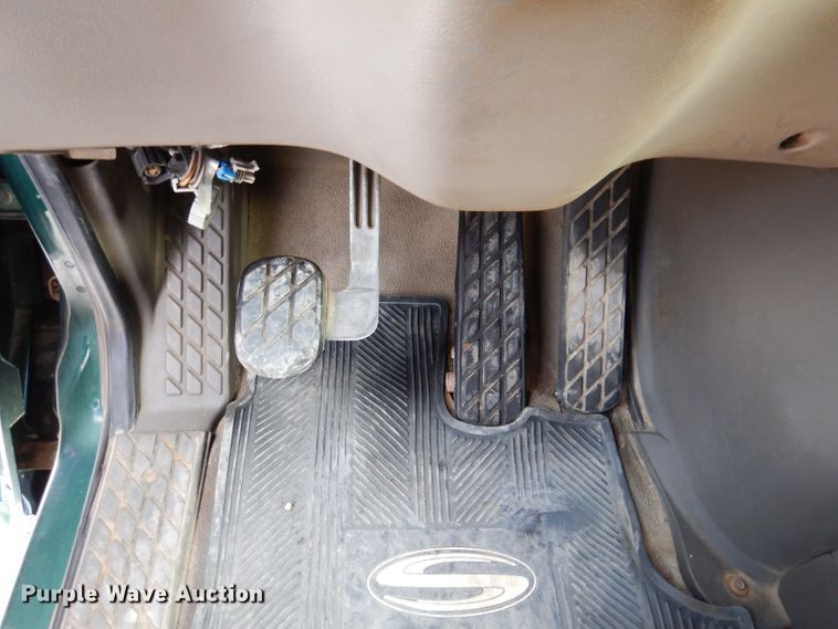 image for item JK9545 2001 Sterling LT9500  dump truck