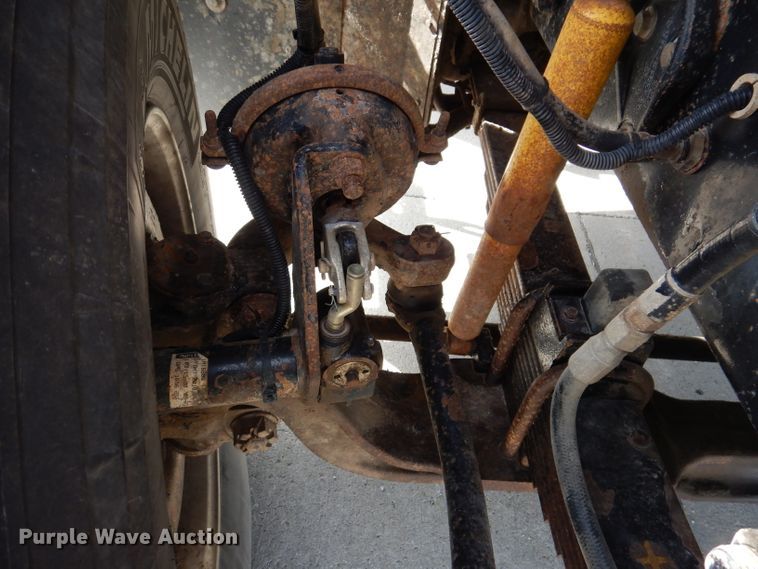 image for item JK9545 2001 Sterling LT9500  dump truck