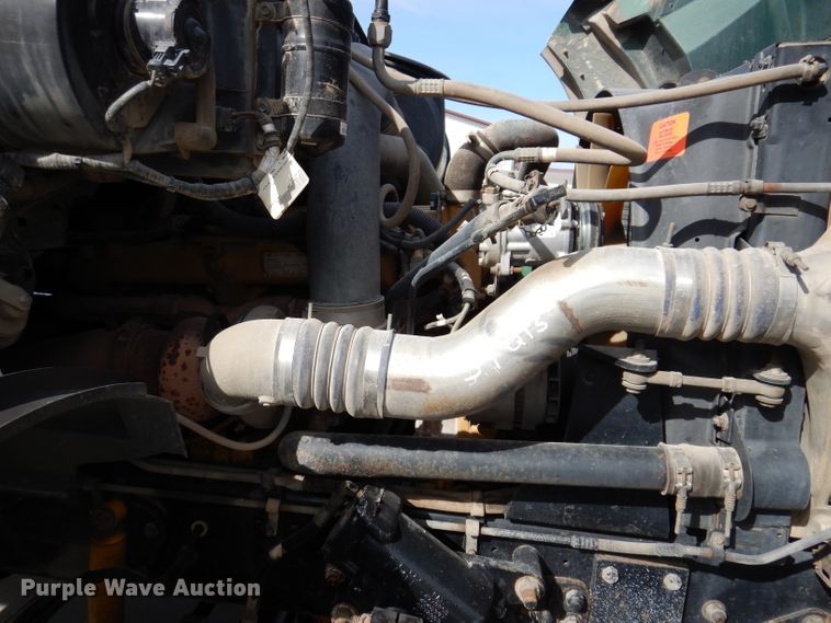 image for item JK9545 2001 Sterling LT9500  dump truck