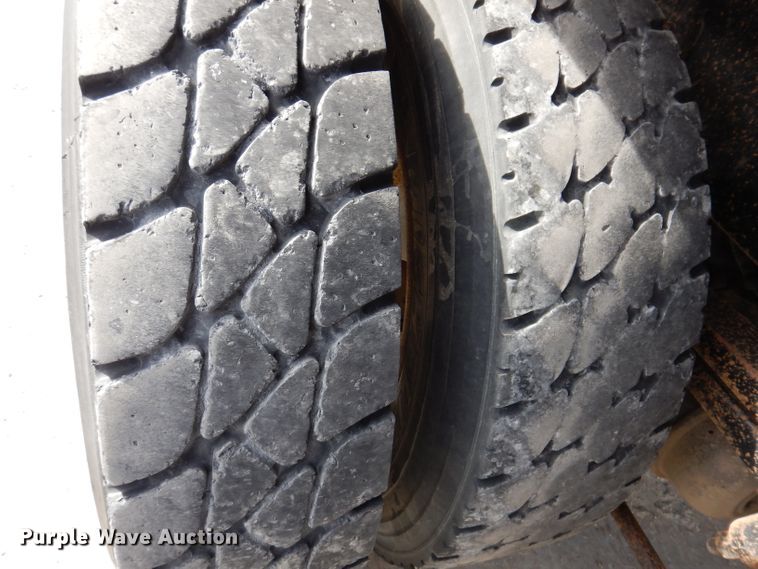 image for item JK9545 2001 Sterling LT9500  dump truck