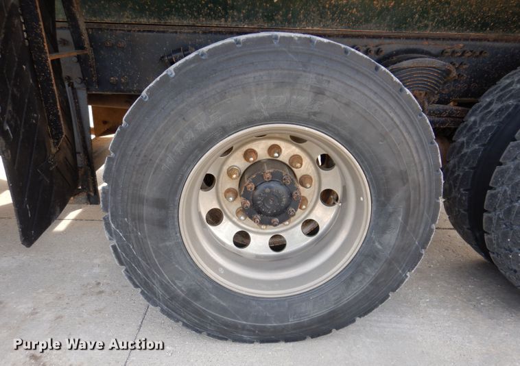 image for item JK9545 2001 Sterling LT9500  dump truck