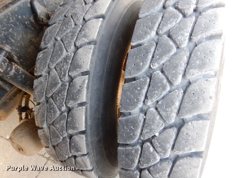 image for item JK9545 2001 Sterling LT9500  dump truck