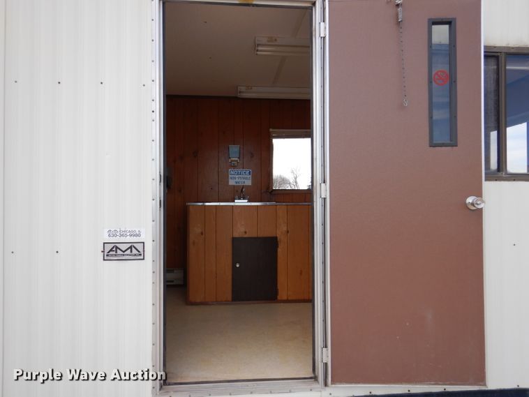 image for item JK9546 1997 Action Mobile Industries 830  jobsite trailer