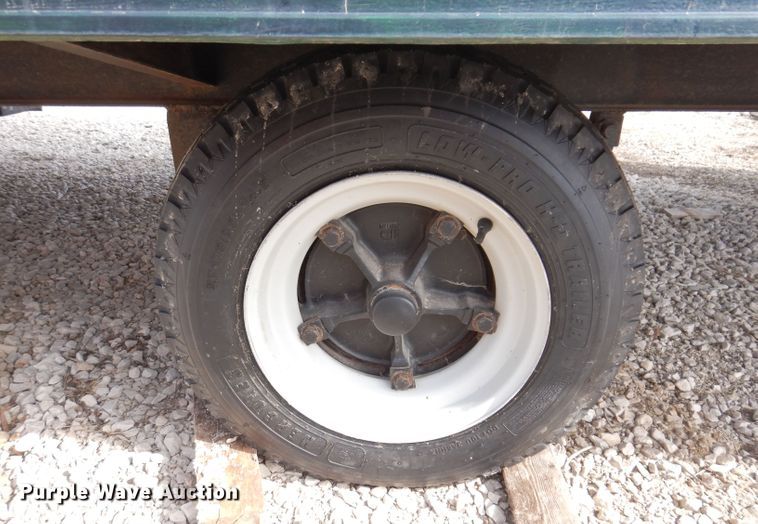 image for item JK9546 1997 Action Mobile Industries 830  jobsite trailer