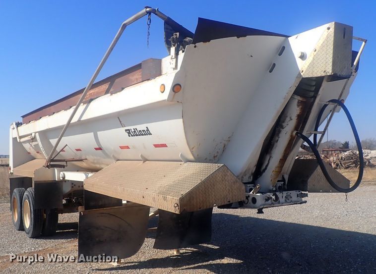 image for item JO9648 2001 Midland  end dump trailer