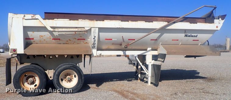 image for item JO9648 2001 Midland  end dump trailer