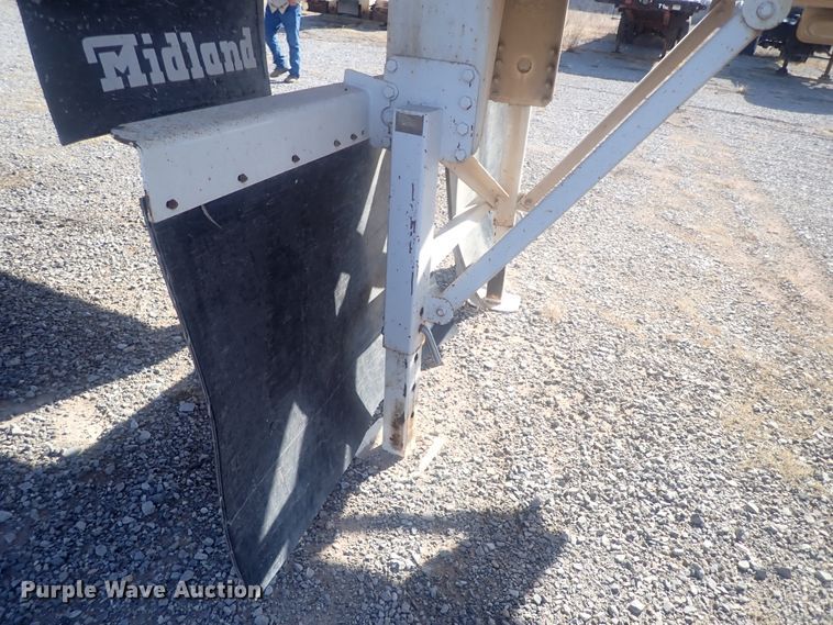 image for item JO9648 2001 Midland  end dump trailer