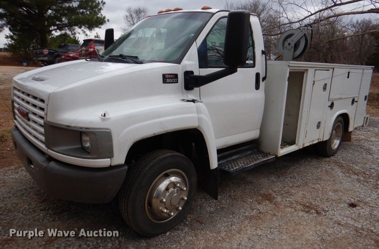 image for item JS9602 2009 GMC C5500  utility / service truck