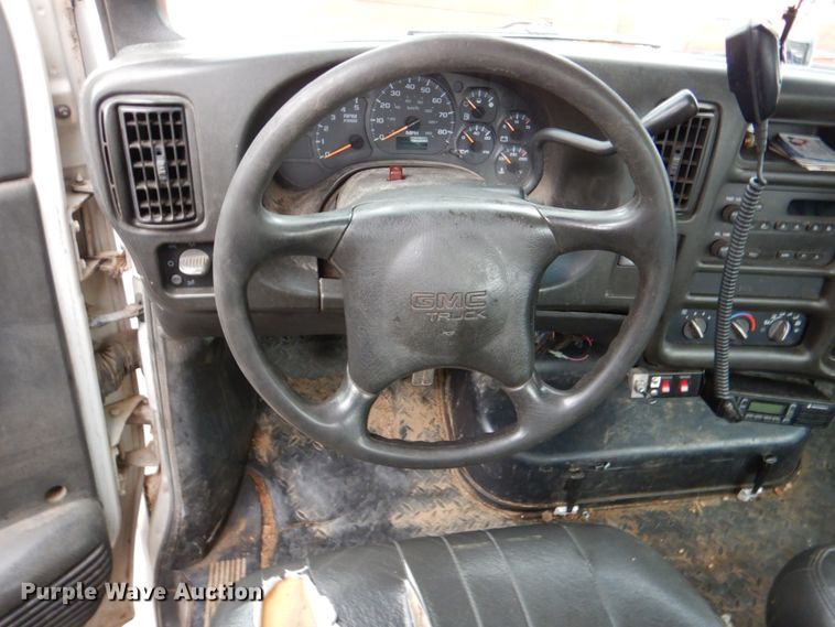 image for item JS9602 2009 GMC C5500  utility / service truck