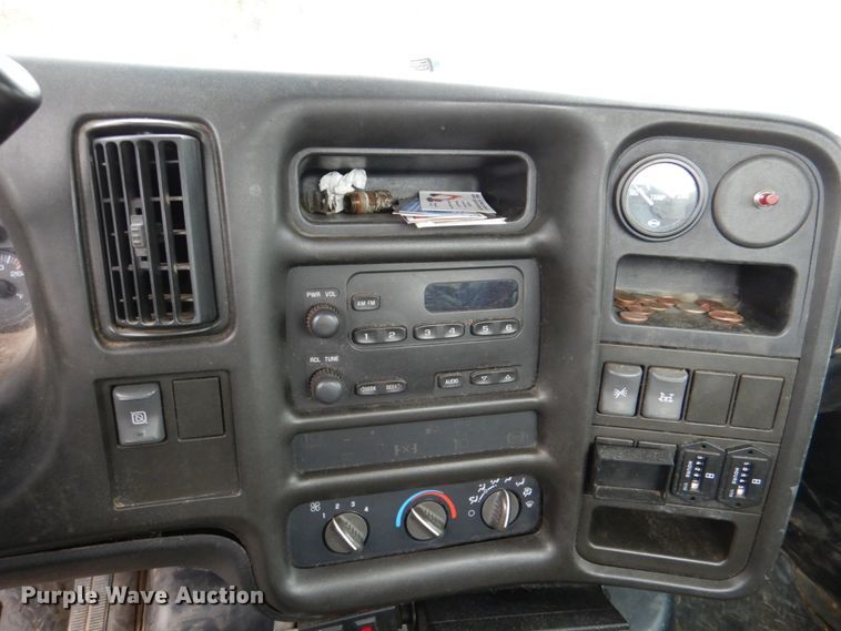 image for item JS9602 2009 GMC C5500  utility / service truck