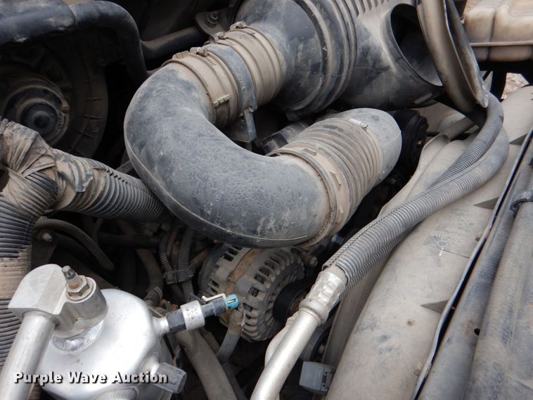 image for item JS9602 2009 GMC C5500  utility / service truck