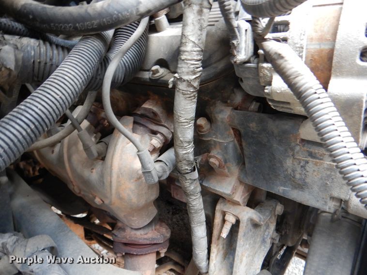 image for item JS9602 2009 GMC C5500  utility / service truck