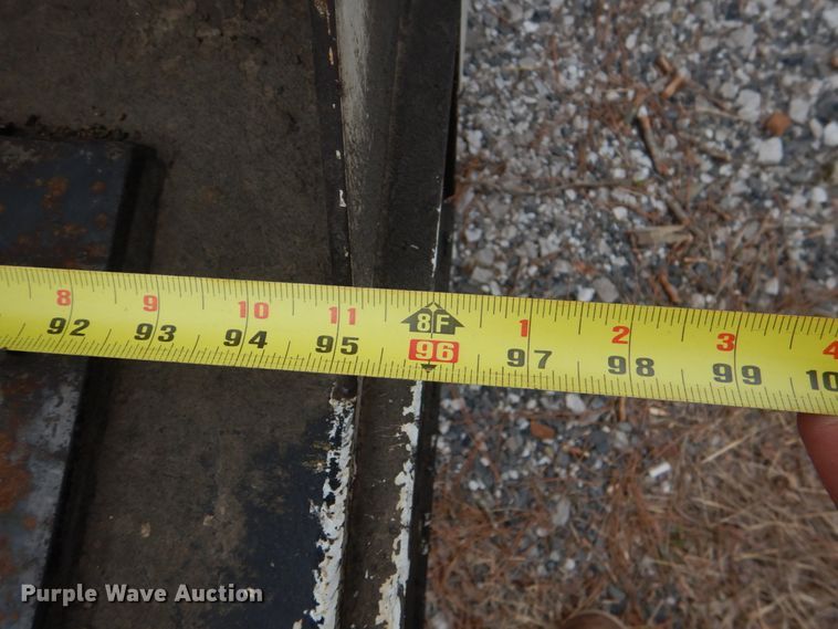 image for item JS9602 2009 GMC C5500  utility / service truck