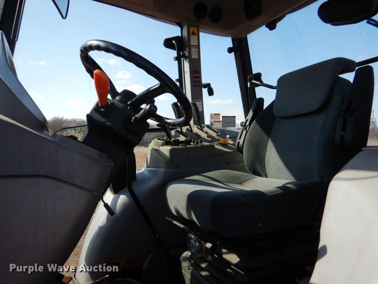 image for item JS9616 Mahindra mForce 105P  MFWD tractor