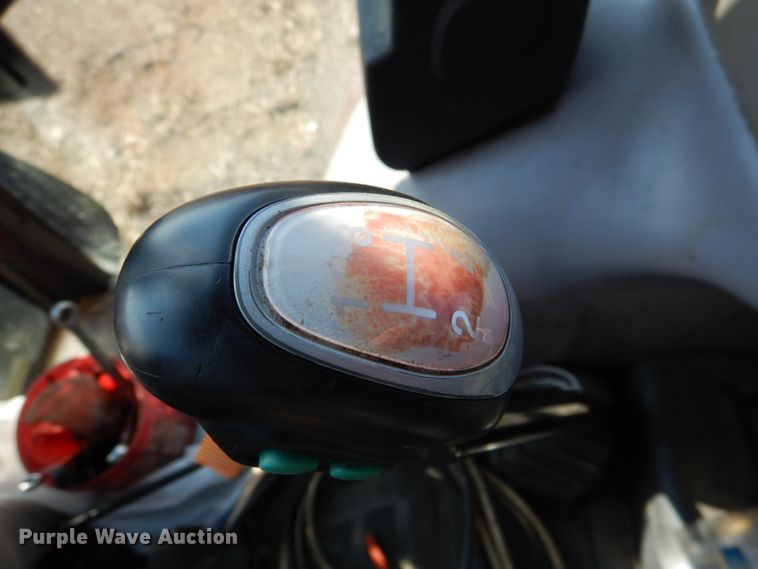 image for item JS9616 Mahindra mForce 105P  MFWD tractor