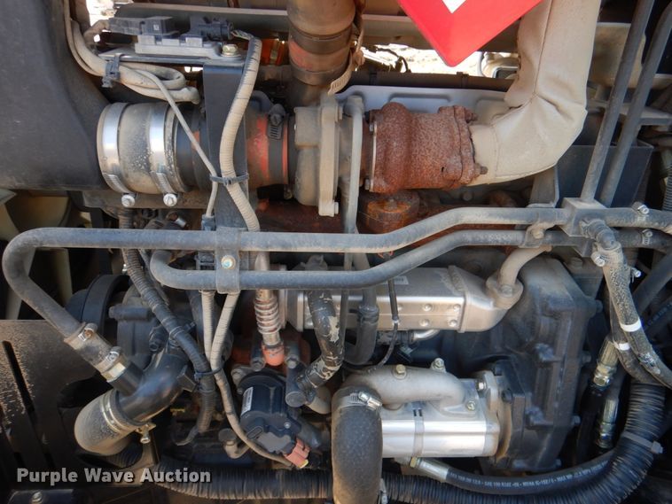 image for item JS9616 Mahindra mForce 105P  MFWD tractor