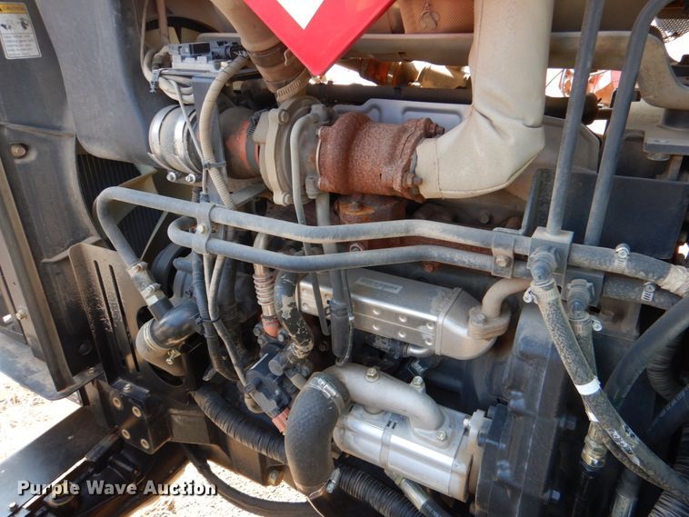 image for item JS9616 Mahindra mForce 105P  MFWD tractor