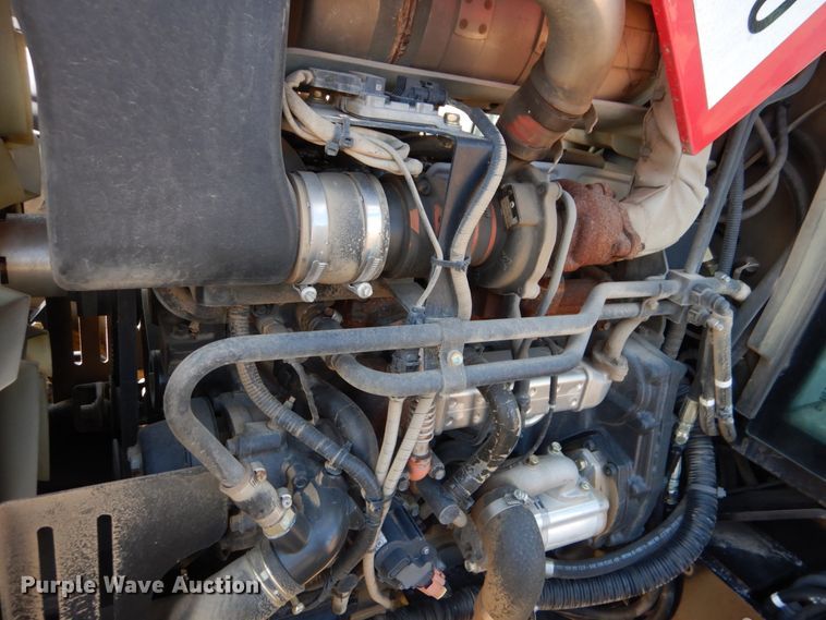 image for item JS9616 Mahindra mForce 105P  MFWD tractor