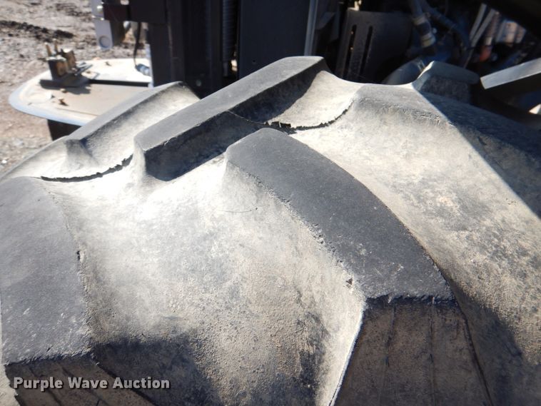 image for item JS9616 Mahindra mForce 105P  MFWD tractor