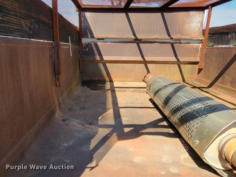 image for item JS9629 1992 International 4700  dump truck