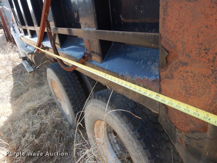 image for item JS9632 2007 Sterling LT8500  dump truck