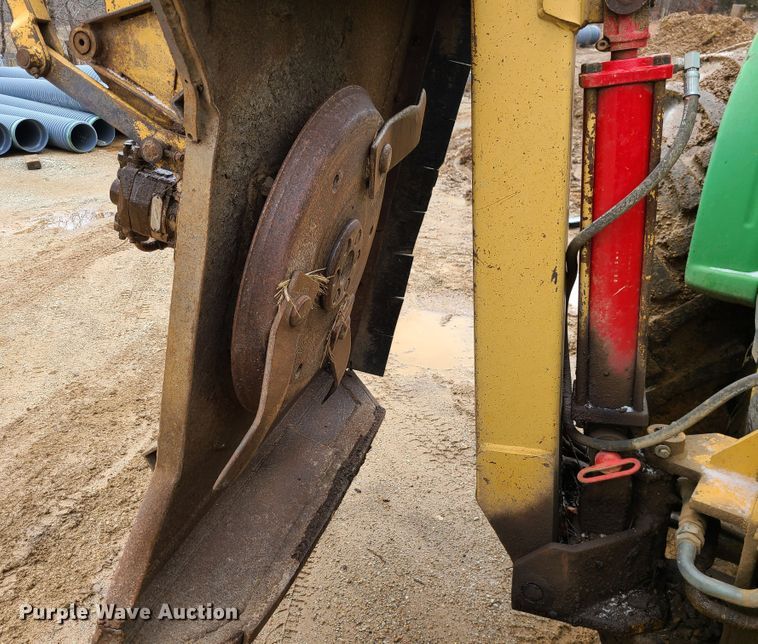 image for item KG9619 2009 John Deere 6430  MFWD tractor