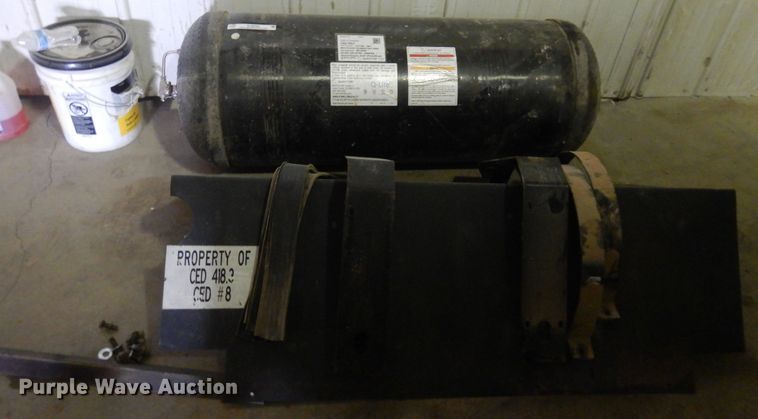 image for item KJ9582 Type 4 natural gas tank