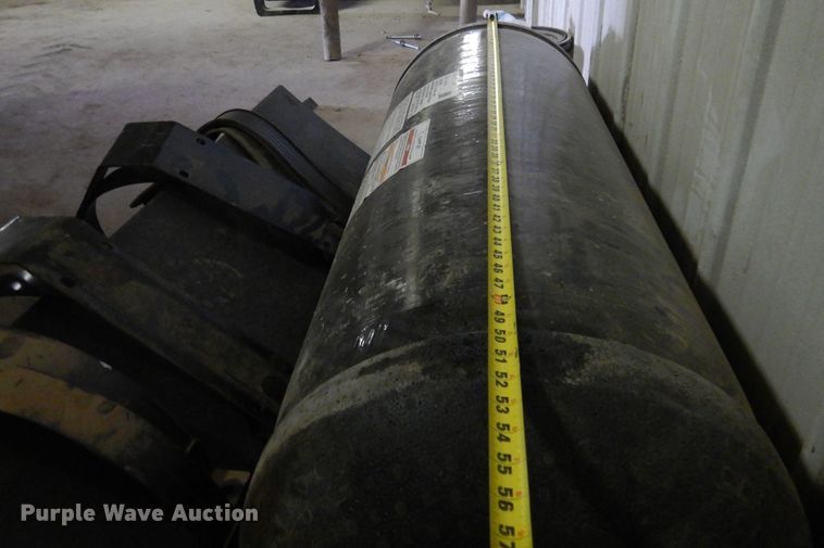 image for item KJ9582 Type 4 natural gas tank