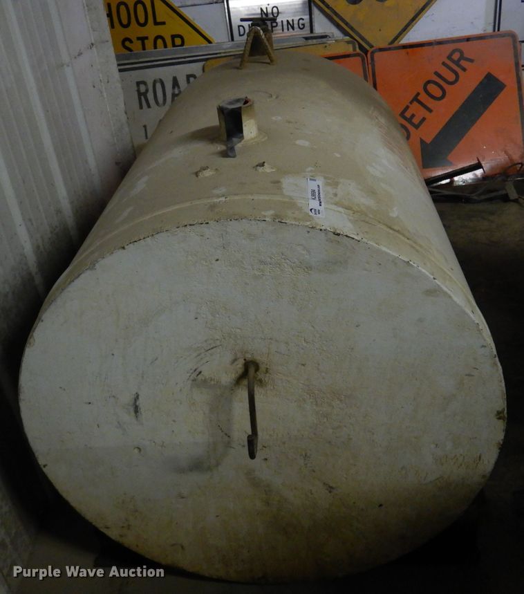 image for item KJ9584 Fuel tank