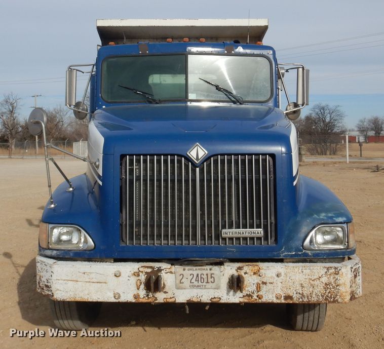 image for item KJ9585 1998 International 9400  dump truck