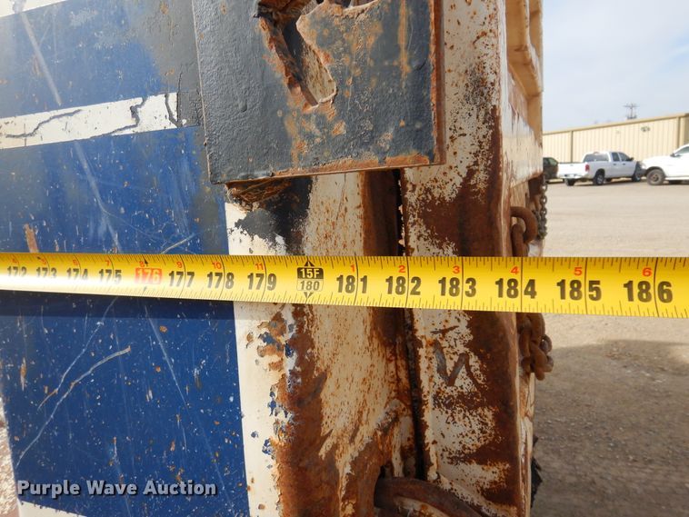 image for item KJ9585 1998 International 9400  dump truck