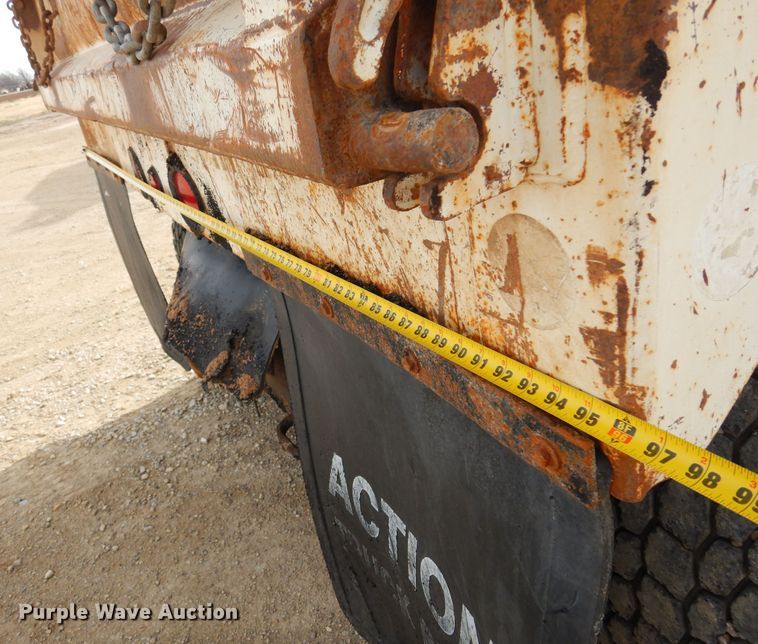 image for item KJ9585 1998 International 9400  dump truck