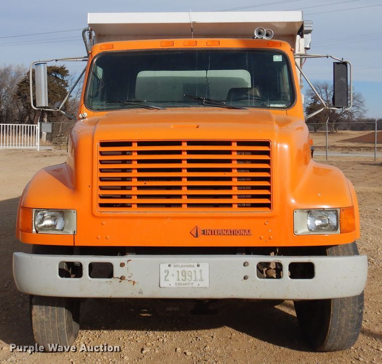 image for item KJ9586 1991 International 4900  dump truck