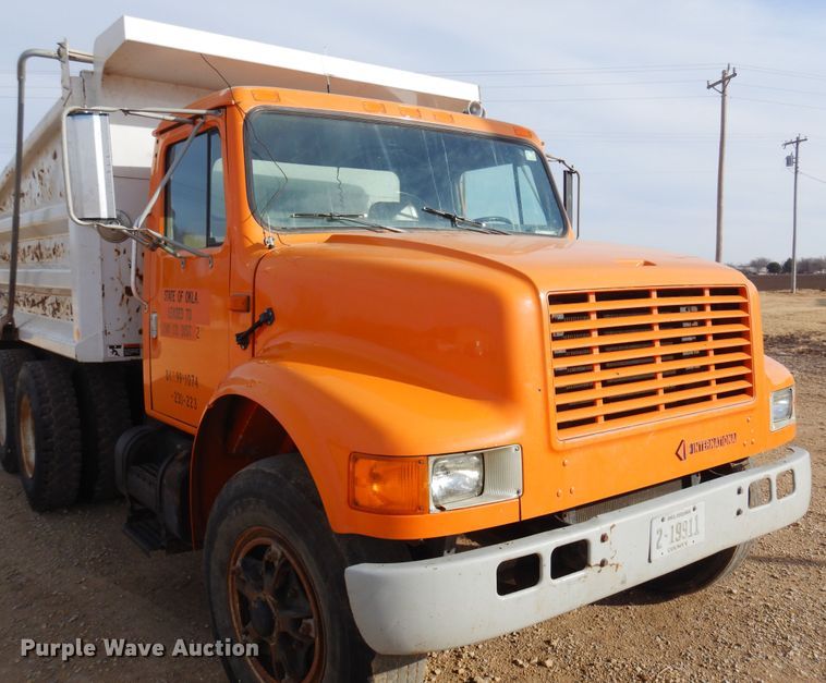 image for item KJ9586 1991 International 4900  dump truck