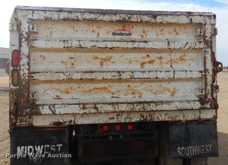 image for item KJ9586 1991 International 4900  dump truck