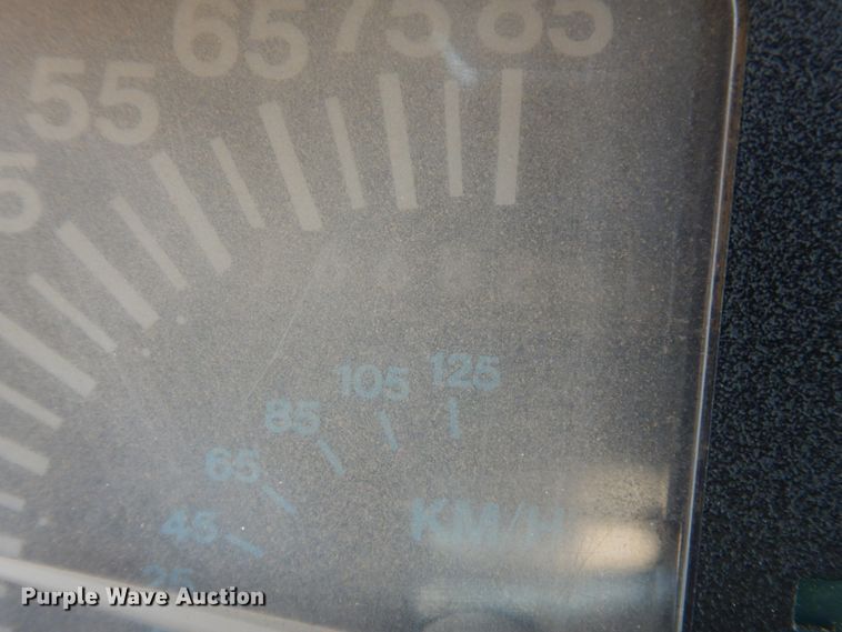 image for item KJ9586 1991 International 4900  dump truck