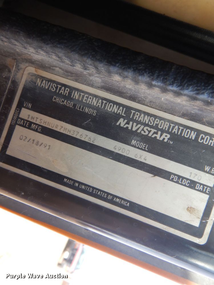 image for item KJ9586 1991 International 4900  dump truck