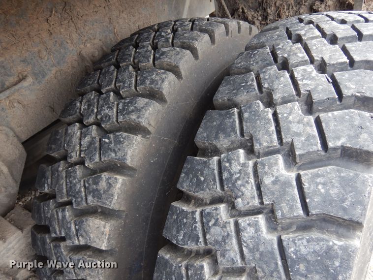 image for item KJ9588 1984 Am General M923  brush fire truck