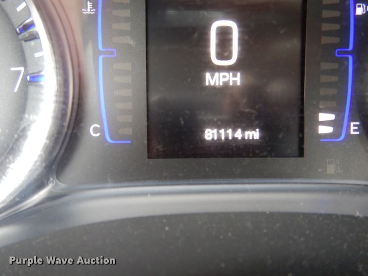 image for item LJ9839 2015 Chrysler 200