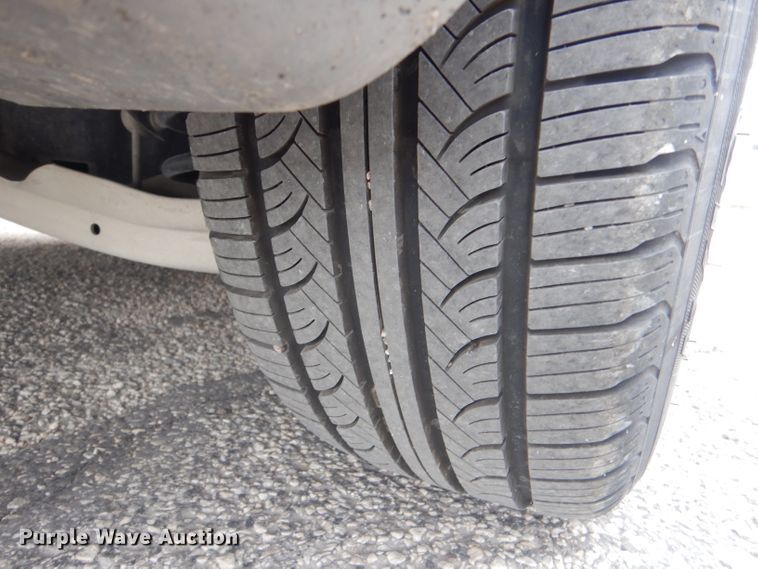 image for item LJ9839 2015 Chrysler 200